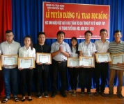 Hội Khuyến học xã Tân Khai tổ chức Lễ  tuyên dương và trao học bổng cho học sinh, sinh viên